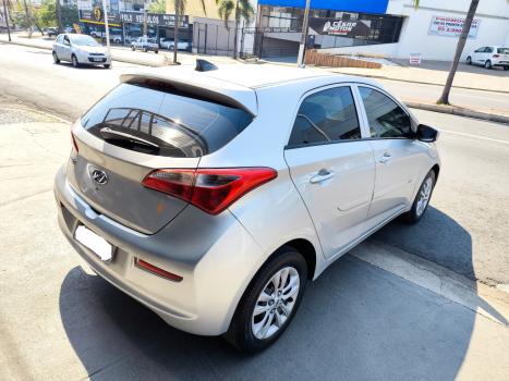 HYUNDAI HB 20 Hatch 1.0 12V 4P FLEX COMFORT PLUS, Foto 5 HYUNDAI HB 20 Hatch 1.0 12V 4P FLEX COMFORT PLUS, Foto 5