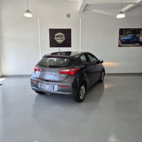 HYUNDAI HB 20 Hatch 1.6 16V 4P FLEX COMFORT PLUS AUTOMTICO, Foto 3