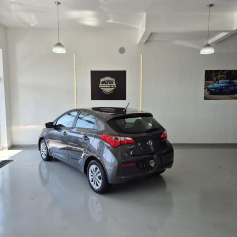 HYUNDAI HB 20 Hatch 1.6 16V 4P FLEX COMFORT PLUS AUTOMTICO, Foto 4