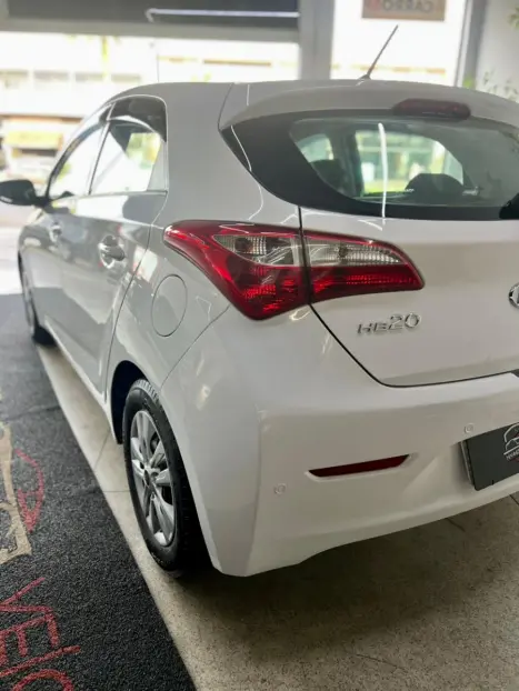 HYUNDAI HB 20 Hatch 1.0 12V 4P FLEX COMFORT, Foto 10