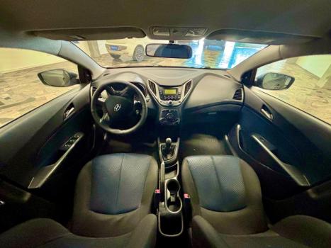 HYUNDAI HB 20 Hatch 1.6 16V 4P FLEX COMFORT PLUS, Foto 8