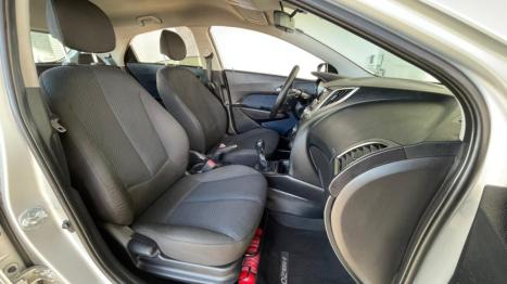 HYUNDAI HB 20 Hatch 1.6 16V 4P COMFORT STYLE FLEX, Foto 6