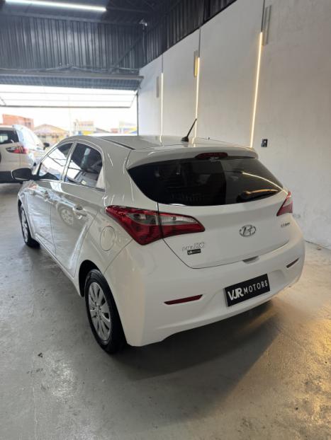 HYUNDAI HB 20 Hatch 1.6 16V 4P FLEX COMFORT, Foto 6