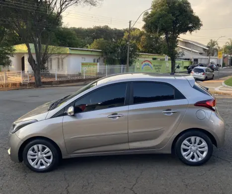 HYUNDAI HB 20 Hatch 1.6 16V 4P FLEX COMFORT PLUS AUTOMTICO, Foto 8