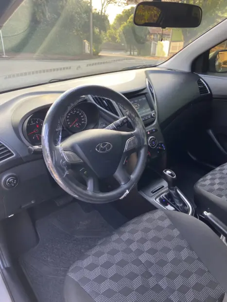HYUNDAI HB 20 Hatch 1.6 16V 4P FLEX COMFORT PLUS AUTOMTICO, Foto 13