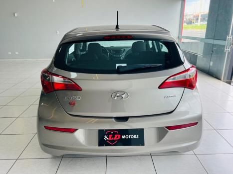 HYUNDAI HB 20 Hatch 1.6 16V 4P FLEX COMFORT PLUS AUTOM�TICO, Foto 8
