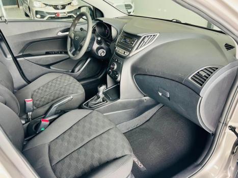 HYUNDAI HB 20 Hatch 1.6 16V 4P FLEX COMFORT PLUS AUTOM�TICO, Foto 17