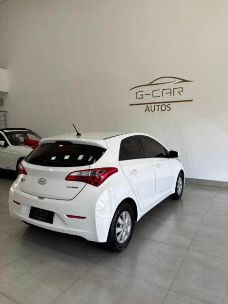 HYUNDAI HB 20 Hatch 1.6 16V 4P FLEX COMFORT PLUS AUTOM�TICO, Foto 6