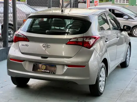 HYUNDAI HB 20 Hatch 1.0 12V 4P FLEX UNIQUE, Foto 3