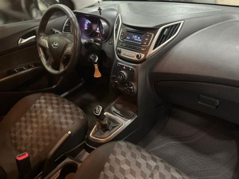 HYUNDAI HB 20 Hatch 1.6 16V 4P FLEX COMFORT PLUS, Foto 9