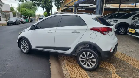 HYUNDAI HB 20 Hatch X 1.6 16V 4P STYLE FLEX AUTOM�TICO, Foto 7