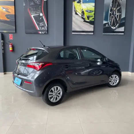 HYUNDAI HB 20 Hatch 1.0 12V 4P FLEX UNIQUE, Foto 5