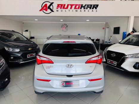 HYUNDAI HB 20 Hatch 1.6 16V 4P FLEX COMFORT PLUS, Foto 4