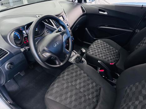 HYUNDAI HB 20 Hatch 1.6 16V 4P FLEX COMFORT PLUS, Foto 8