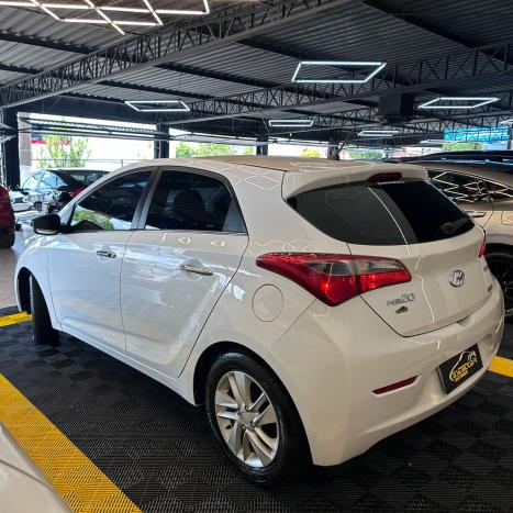 HYUNDAI HB 20 Hatch 1.6 16V 4P FLEX COMFORT PREMIUM, Foto 4