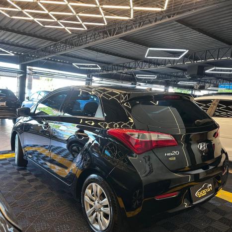 HYUNDAI HB 20 Hatch 1.0 12V 4P FLEX COMFORT, Foto 4