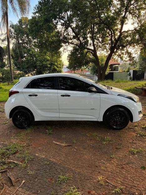 HYUNDAI HB 20 Hatch 1.0 12V 4P FLEX UNIQUE, Foto 6