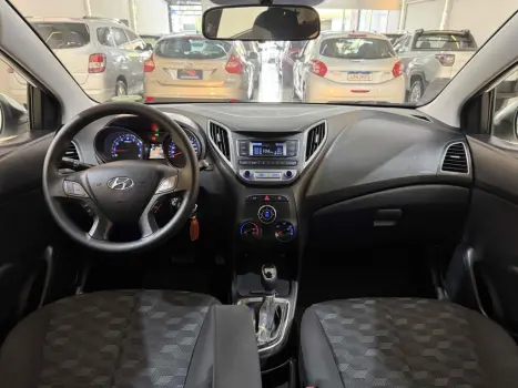HYUNDAI HB 20 Hatch 1.6 16V 4P FLEX COMFORT PLUS AUTOM�TICO, Foto 11