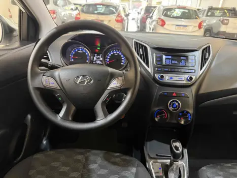 HYUNDAI HB 20 Hatch 1.6 16V 4P FLEX COMFORT PLUS AUTOM�TICO, Foto 12