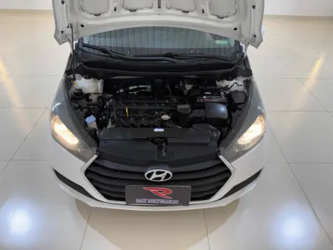 HYUNDAI HB 20 Hatch 1.6 16V 4P FLEX COMFORT PLUS AUTOM�TICO, Foto 17