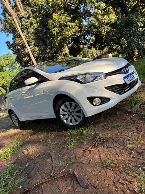 HYUNDAI HB 20 Hatch 1.6 16V 4P FLEX COMFORT PLUS, Foto 4