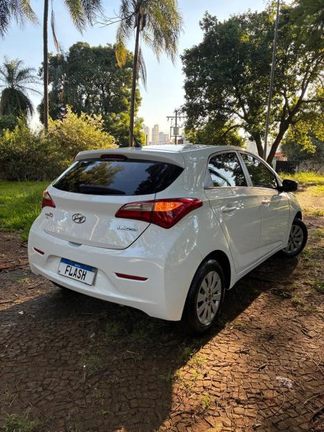 HYUNDAI HB 20 Hatch 1.6 16V 4P FLEX COMFORT PLUS, Foto 8