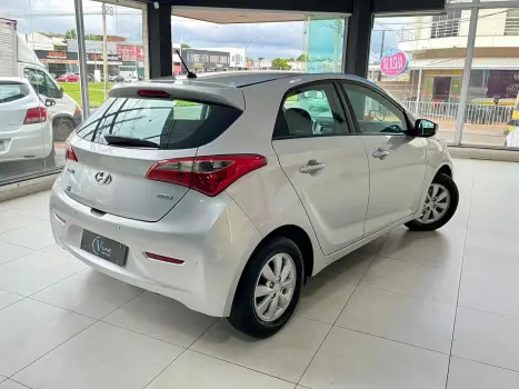 HYUNDAI HB 20 Hatch 1.0 12V 4P FLEX COMFORT, Foto 4