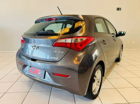 HYUNDAI HB 20 Hatch 1.6 16V 4P PREMIUM FLEX AUTOM�TICO, Foto 5