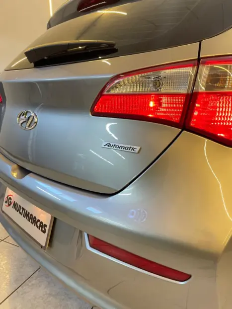 HYUNDAI HB 20 Hatch 1.6 16V 4P FLEX COMFORT PLUS AUTOM�TICO, Foto 6