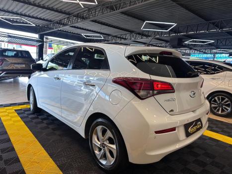 HYUNDAI HB 20 Hatch 1.6 16V 4P PREMIUM FLEX AUTOM�TICO, Foto 4