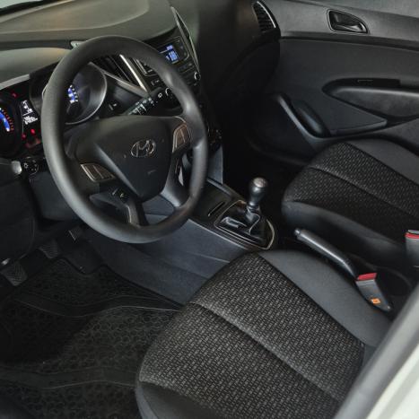 HYUNDAI HB 20 Hatch 1.0 12V 4P FLEX UNIQUE, Foto 9