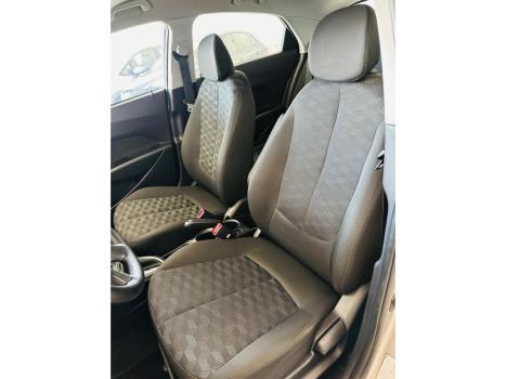 HYUNDAI HB 20 Hatch 1.6 16V 4P FLEX COMFORT PLUS AUTOM�TICO, Foto 12