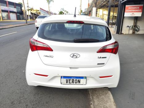 HYUNDAI HB 20 Hatch 1.6 16V 4P FLEX COMFORT STYLE AUTOM�TICO, Foto 6