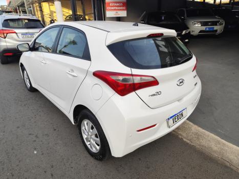HYUNDAI HB 20 Hatch 1.6 16V 4P FLEX COMFORT STYLE AUTOM�TICO, Foto 7