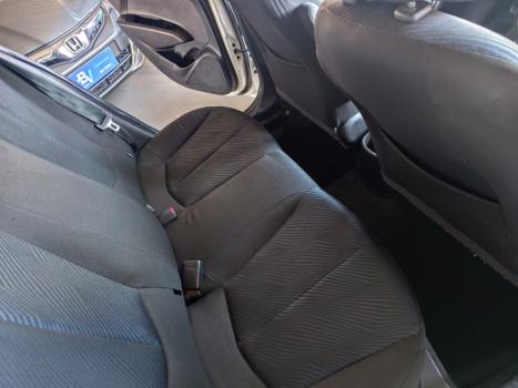 HYUNDAI HB 20 Hatch 1.6 16V 4P FLEX COMFORT STYLE AUTOM�TICO, Foto 15