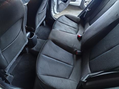 HYUNDAI HB 20 Hatch 1.6 16V 4P FLEX COMFORT STYLE AUTOM�TICO, Foto 19