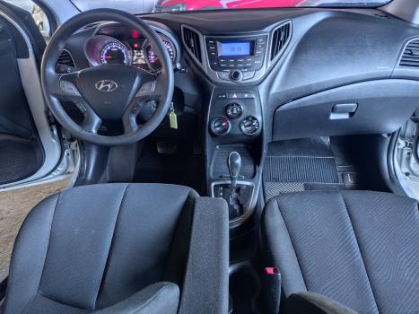 HYUNDAI HB 20 Hatch 1.6 16V 4P FLEX COMFORT PLUS AUTOM�TICO, Foto 15