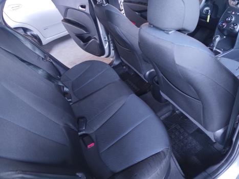 HYUNDAI HB 20 Hatch 1.6 16V 4P FLEX COMFORT PLUS AUTOM�TICO, Foto 16
