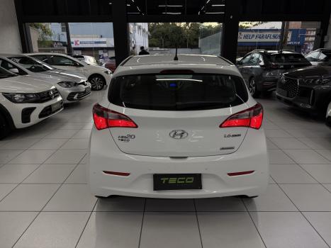 HYUNDAI HB 20 Hatch 1.6 16V 4P FLEX COMFORT STYLE AUTOM�TICO, Foto 7