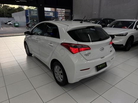HYUNDAI HB 20 Hatch 1.6 16V 4P FLEX COMFORT STYLE AUTOM�TICO, Foto 8