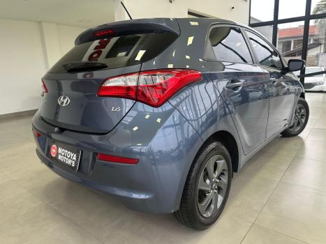HYUNDAI HB 20 Hatch 1.6 16V 4P COMFORT STYLE FLEX, Foto 4