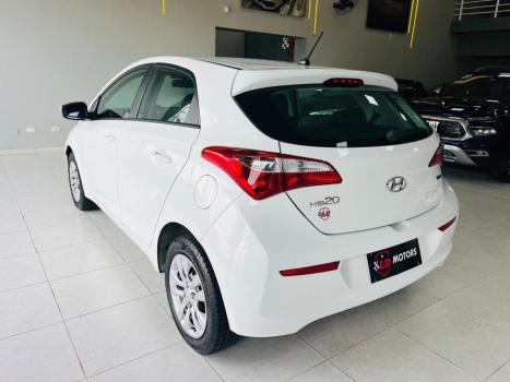 HYUNDAI HB 20 Hatch 1.6 16V 4P FLEX COMFORT PLUS AUTOM�TICO, Foto 7