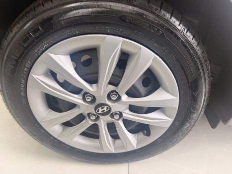 HYUNDAI HB 20 Hatch 1.6 16V 4P FLEX COMFORT PLUS AUTOM�TICO, Foto 10