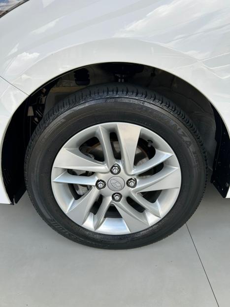 HYUNDAI HB 20 Hatch 1.6 16V 4P FLEX COMFORT PLUS AUTOM�TICO, Foto 5