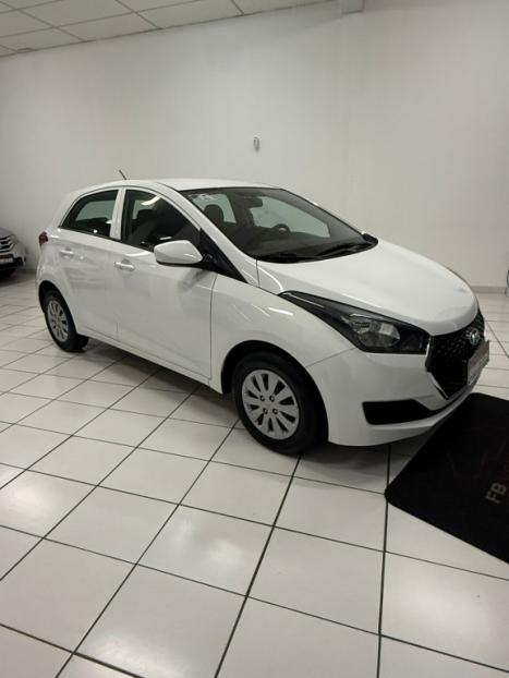 HYUNDAI HB 20 Hatch 1.0 12V 4P FLEX UNIQUE, Foto 2