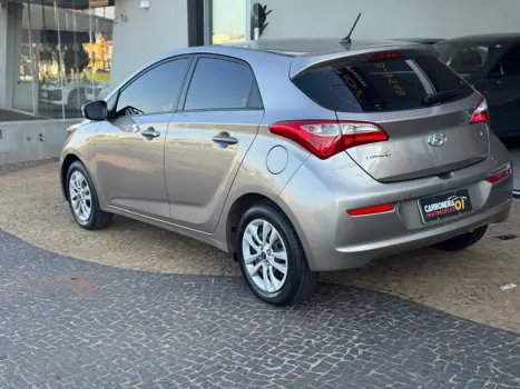 HYUNDAI HB 20 Hatch 1.0 12V 4P FLEX COMFORT PLUS, Foto 16