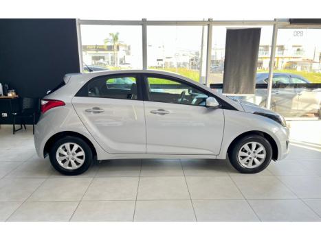 HYUNDAI HB 20 Hatch 1.6 16V 4P FLEX COMFORT STYLE AUTOM�TICO, Foto 3