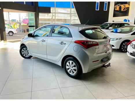 HYUNDAI HB 20 Hatch 1.6 16V 4P FLEX COMFORT STYLE AUTOM�TICO, Foto 5