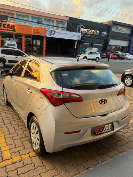 HYUNDAI HB 20 Hatch 1.6 16V 4P COMFORT FLEX AUTOM�TICO, Foto 7