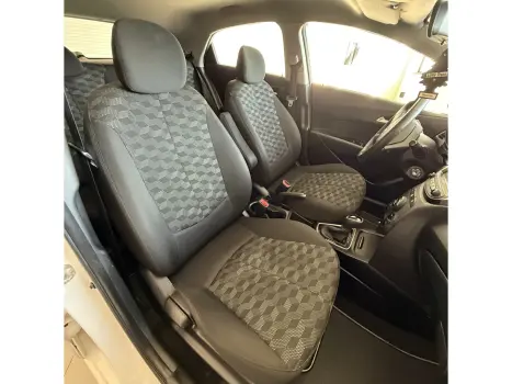 HYUNDAI HB 20 Hatch 1.6 16V 4P FLEX COMFORT PLUS AUTOM�TICO, Foto 13